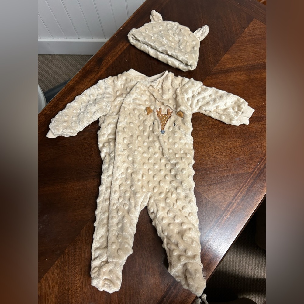 Kyle & Deena Deer Baby Outfit